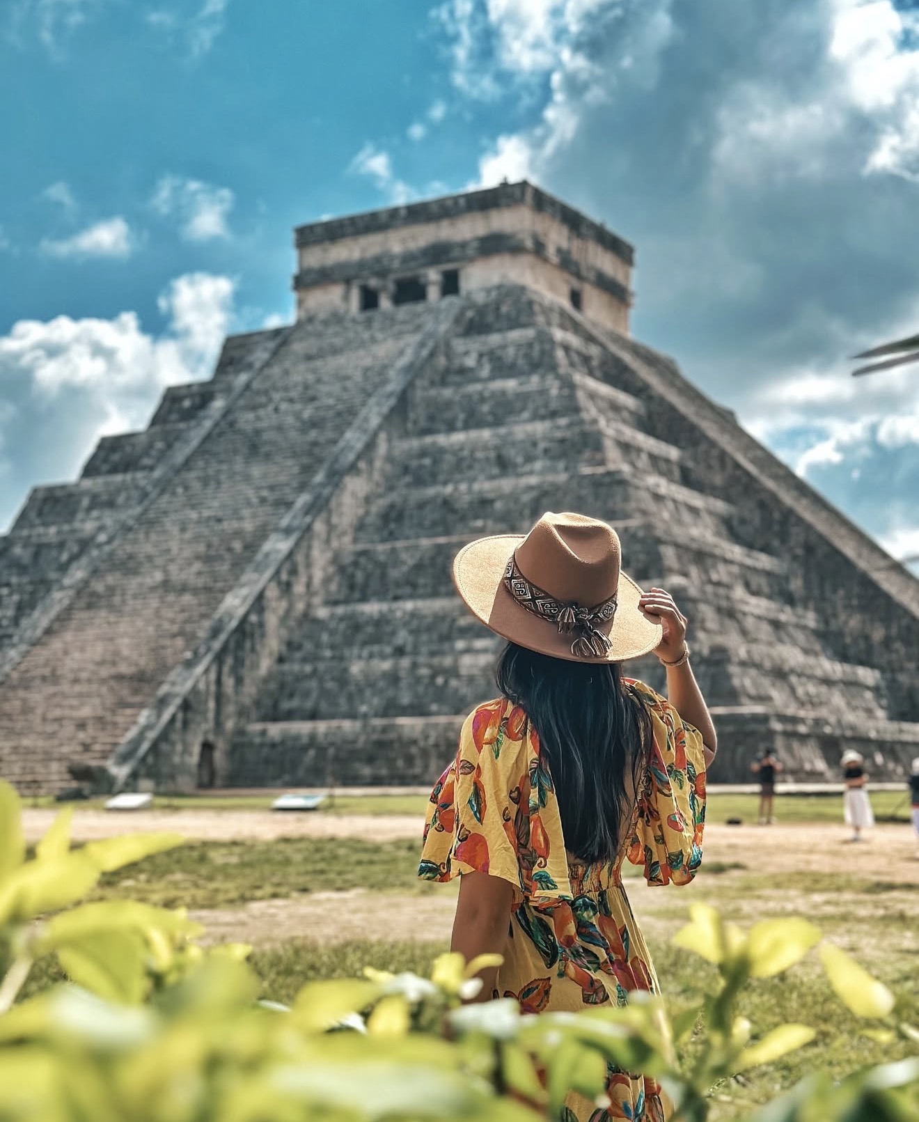 Chichén Itzá Tour + Round Transportation
