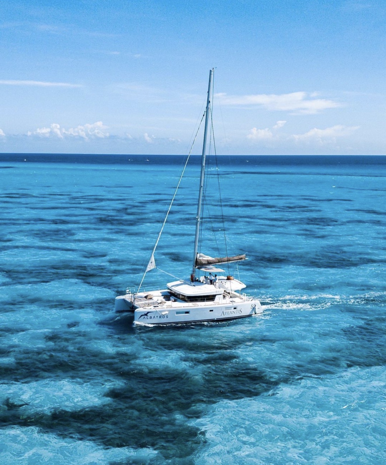 Isla Mujeres Catamaran Tour Snorkeling & Open Bar